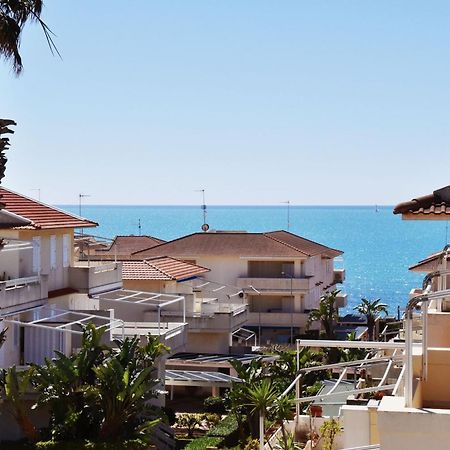 Appartement Punta Di Mola House à Marina di Ragusa Extérieur photo