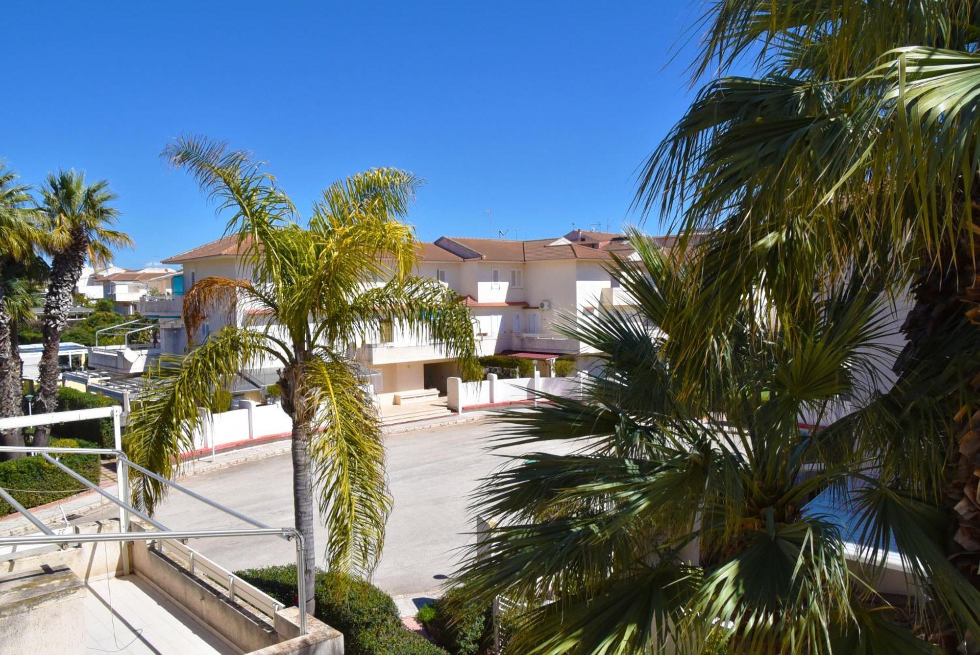 Appartement Punta Di Mola House à Marina di Ragusa Extérieur photo
